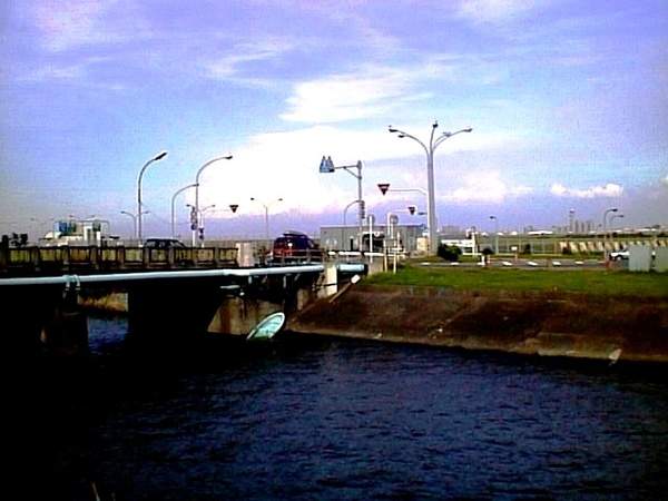 多摩川河口(大田区) 弁天橋